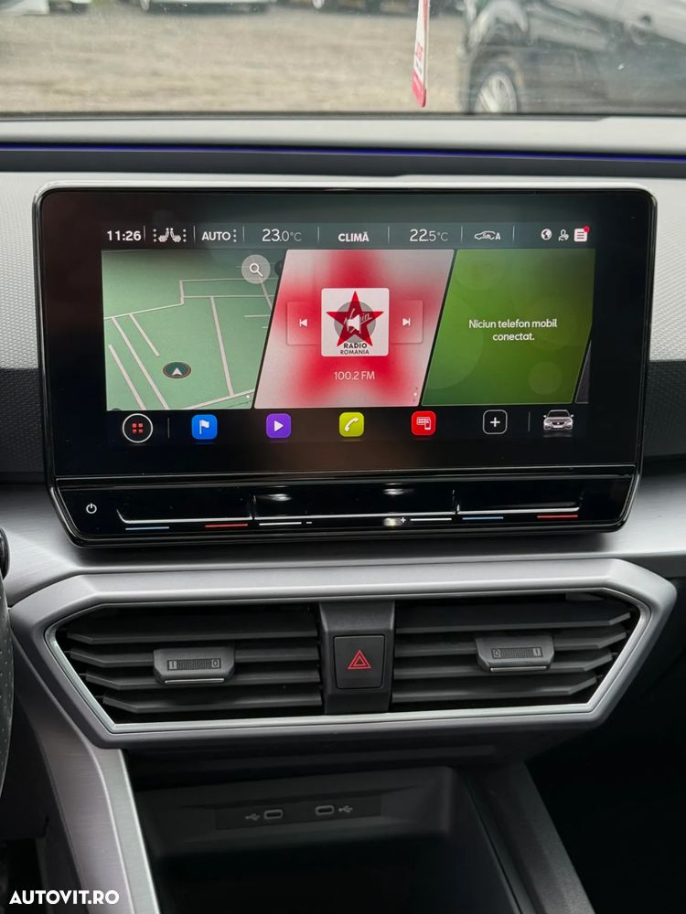 Seat Leon Sportstourer 1.0 eTSI OPF DSG FR - 23