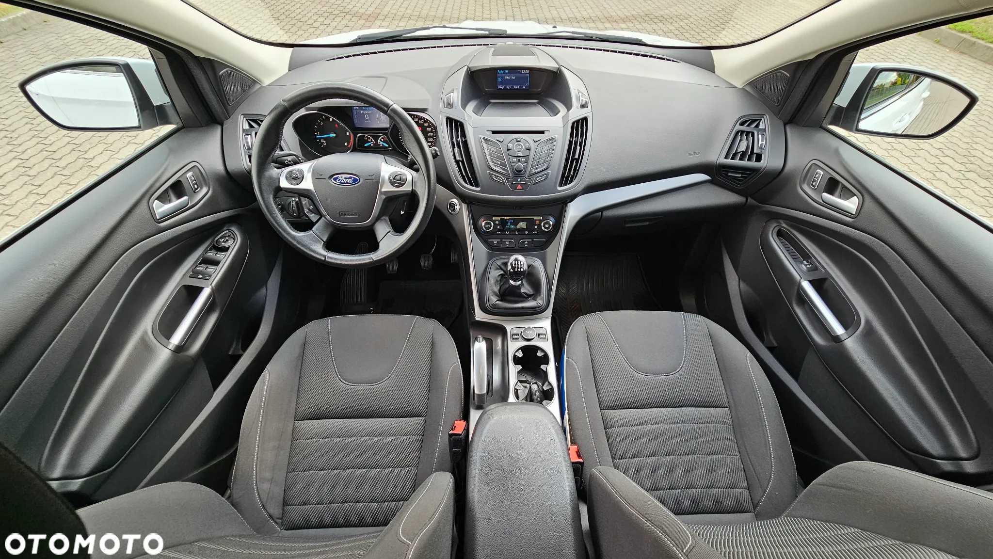 Ford Kuga 2.0 TDCi 2x4 SYNC - 13