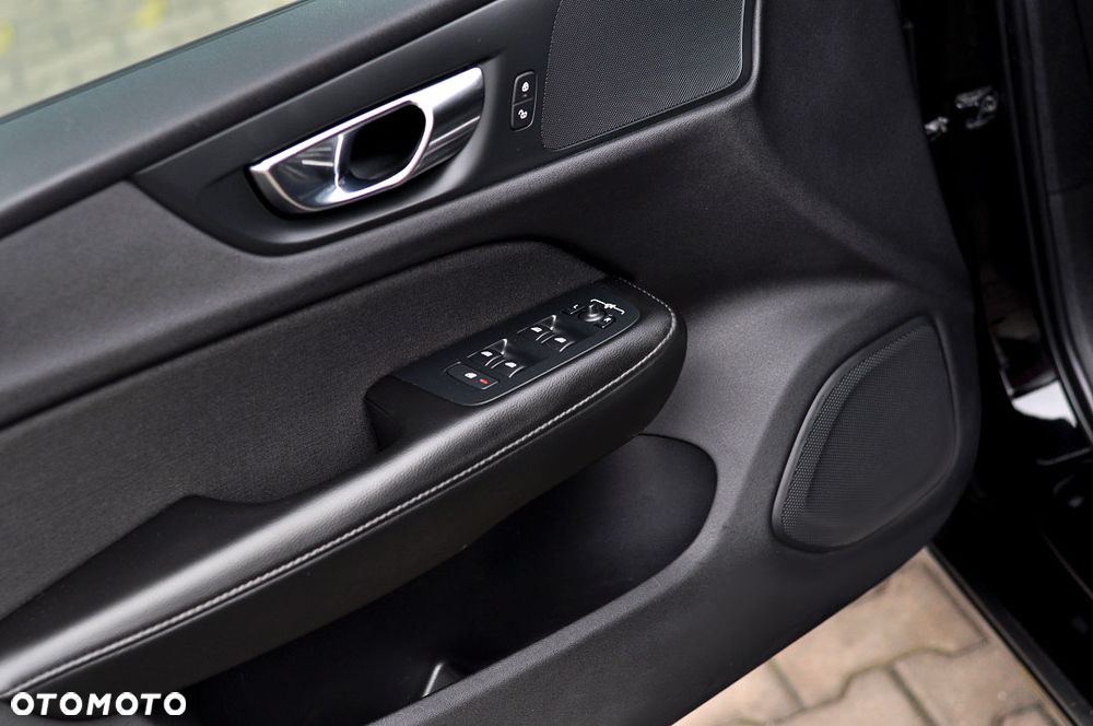 Volvo V60 B3 B Geartronic RDesign - 18