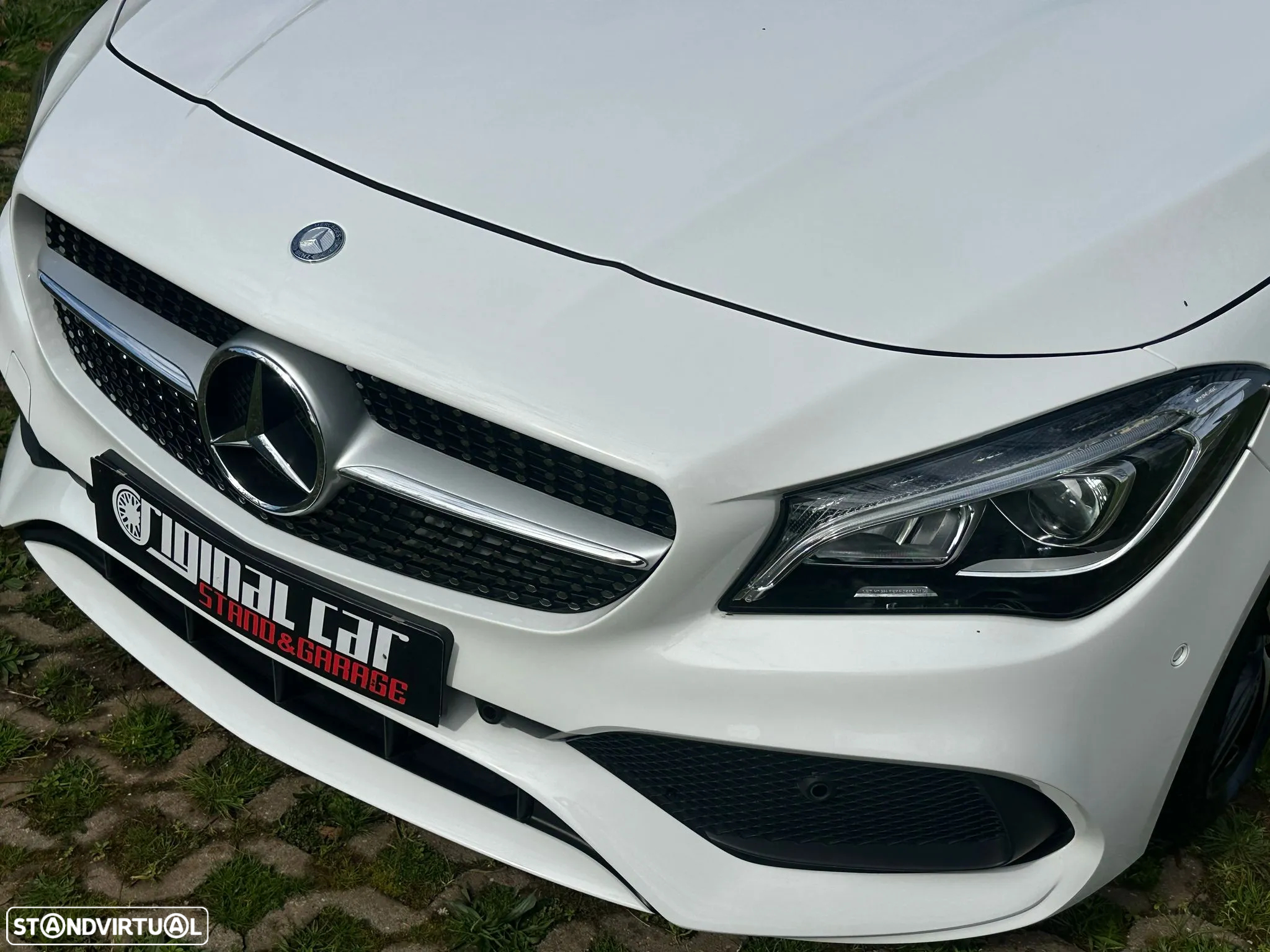 Mercedes-Benz CLA 180 d Shooting Brake AMG Line - 14