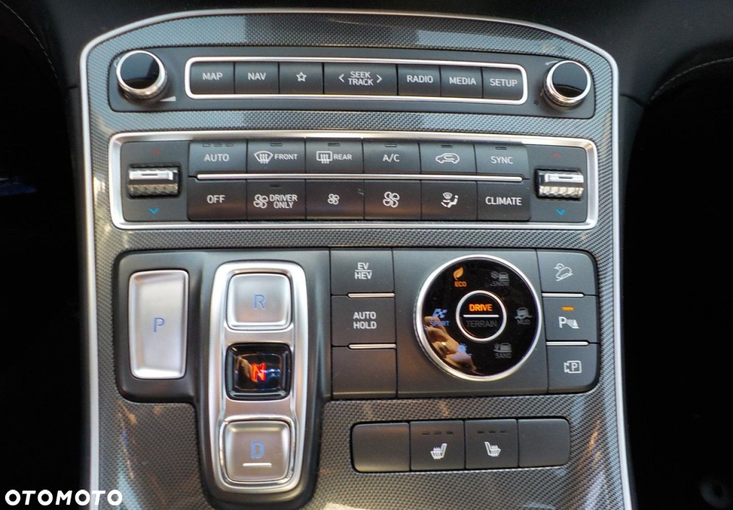 Hyundai Santa Fe - 39