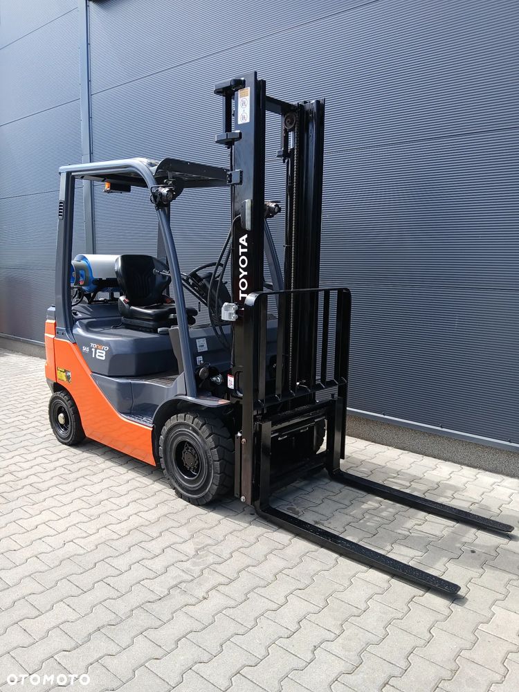 Toyota 02-8FGF18 - 3