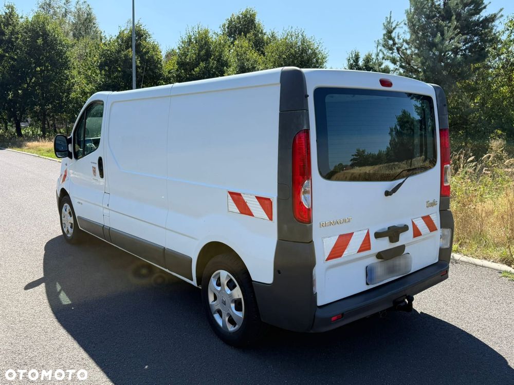 Renault Trafic - 2