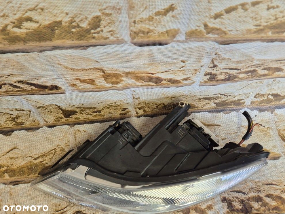 skoda octavia 2 II lift xenon skrętny europa lewa lampa kompletna - 3