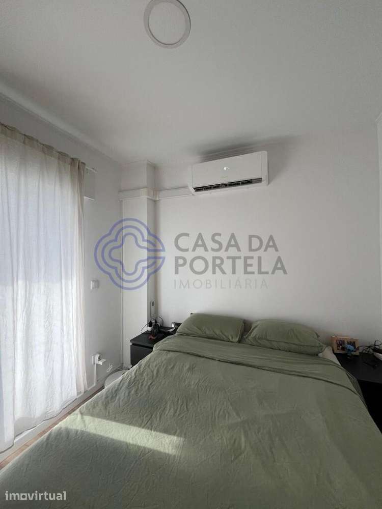 Moradia na Quinta Das Pedras Renovada, com 2 quartos e 2 casas de banh - Grande imagem: 2/32