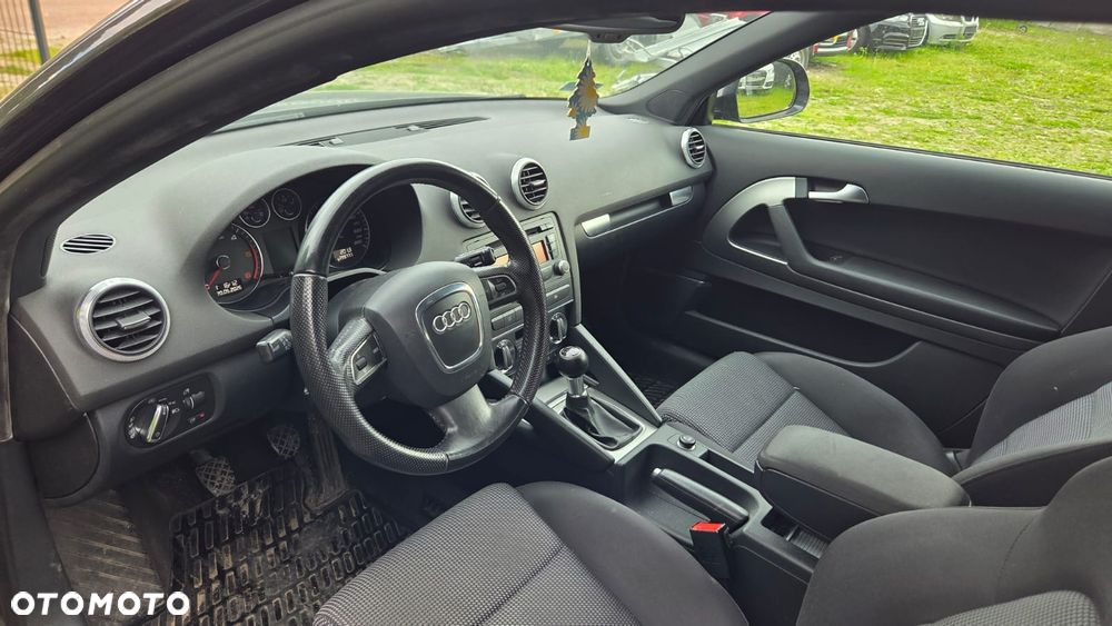 Audi A3 3-drzwiowe 2.0 TDI DPF Attraction - 5