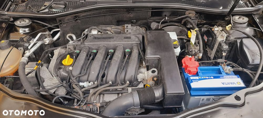 Dacia Duster 1.6 Laureate - 20