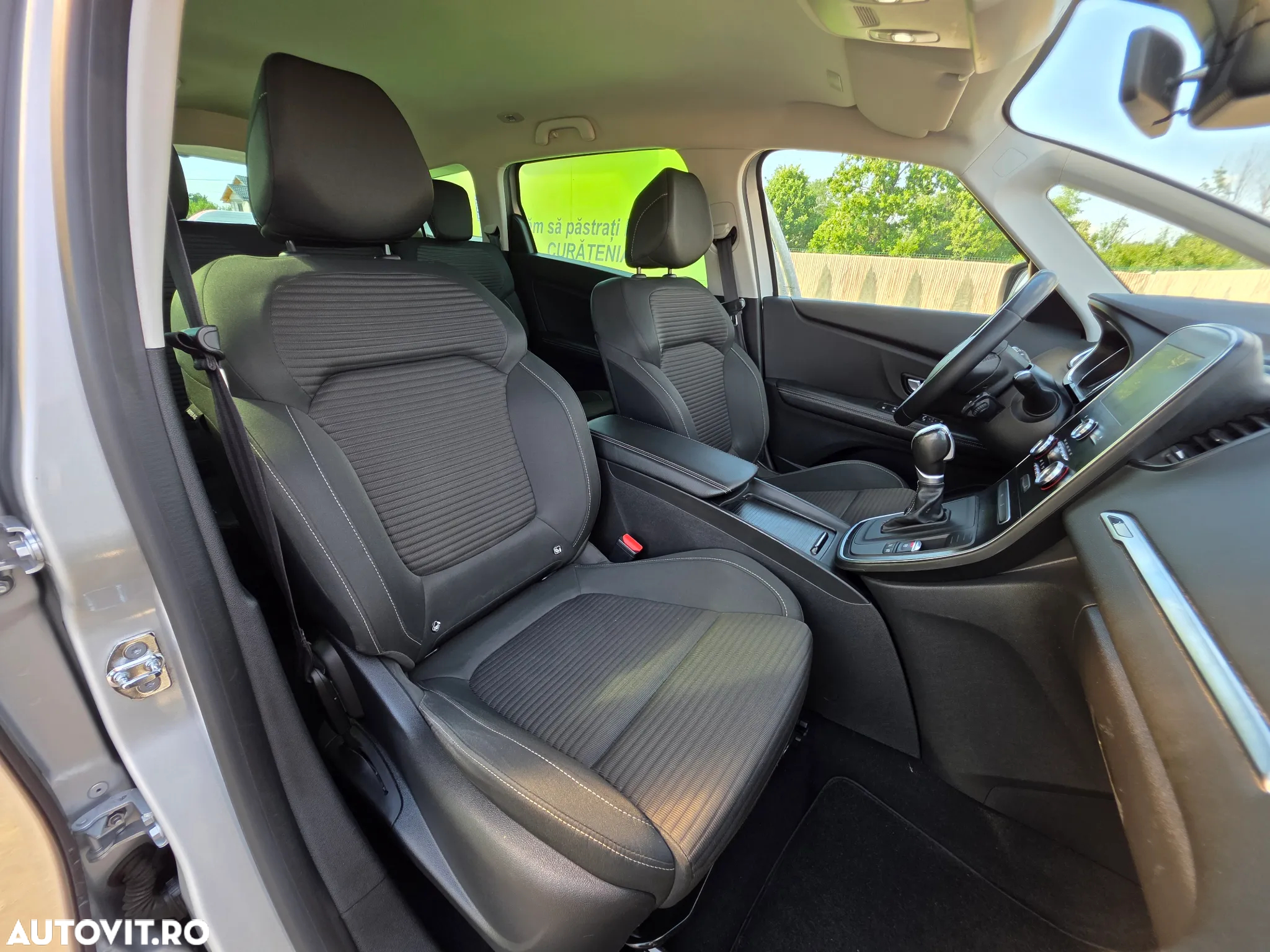 Renault Grand Scenic BLUE dCi 120 EDC BUSINESS EDITION - 25