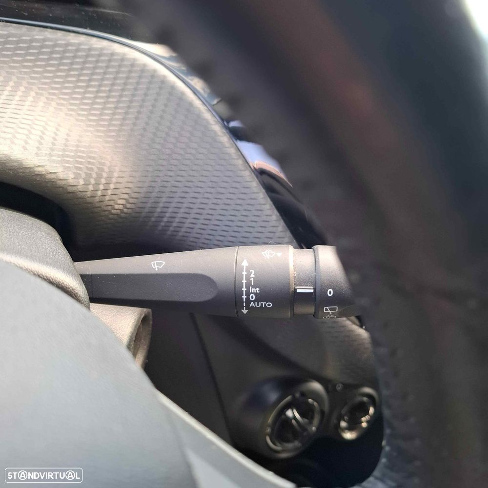 Peugeot 208 1.6 BlueHDi Style - 22