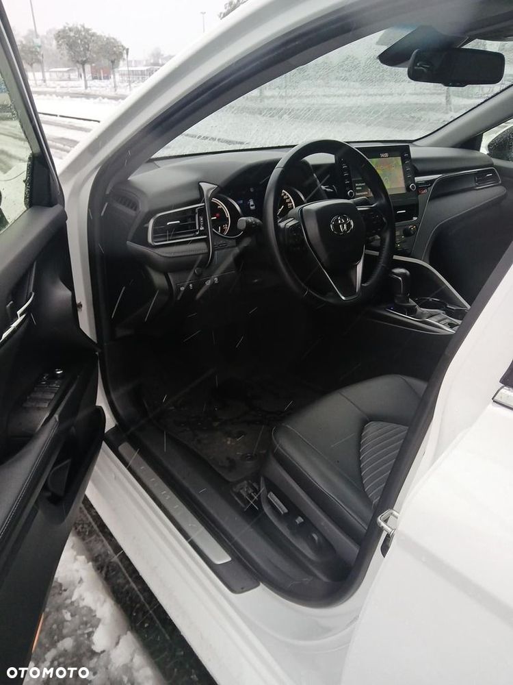 Toyota Camry 2.5 Hybrid Prestige CVT - 17