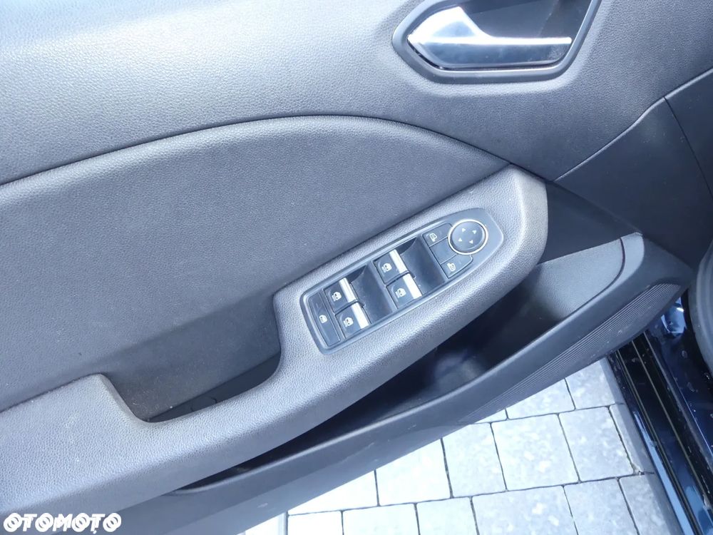 Renault Clio - 17