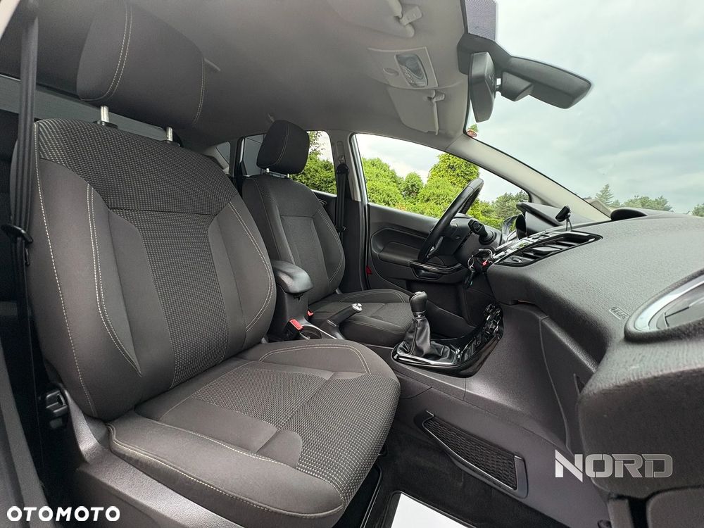 Ford Fiesta 1.0 EcoBoost Titanium - 17