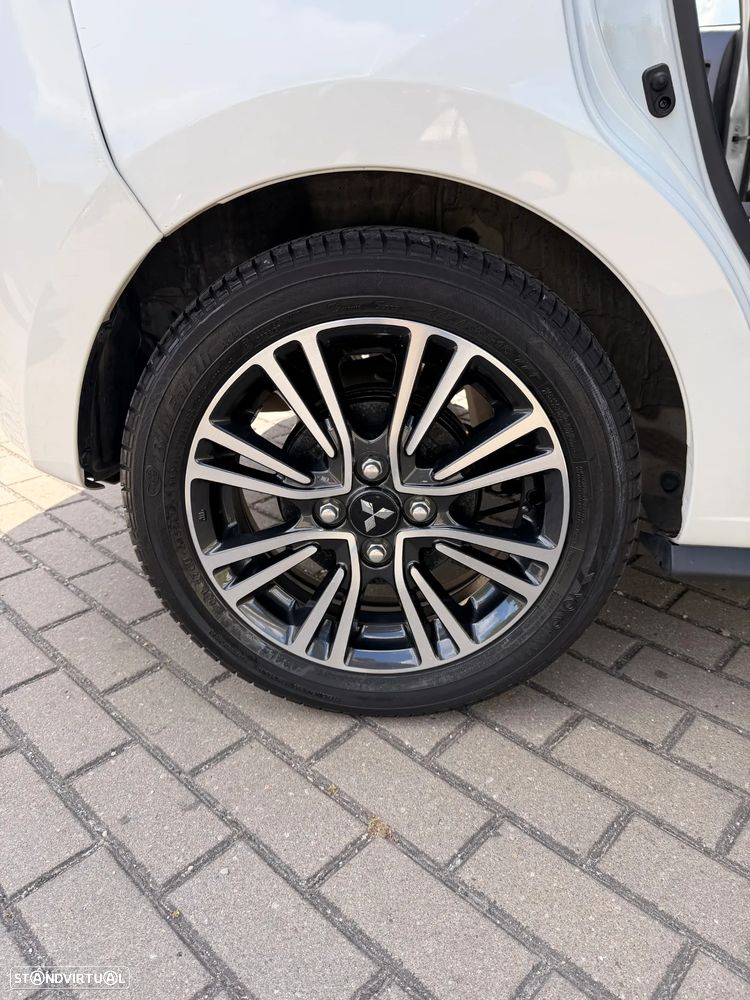 Mitsubishi Space Star 1.2 Intense - 14
