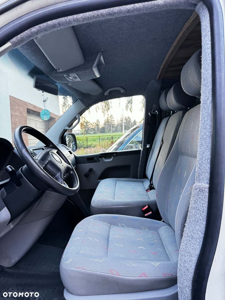 Volkswagen Transporter L2H1 - 22