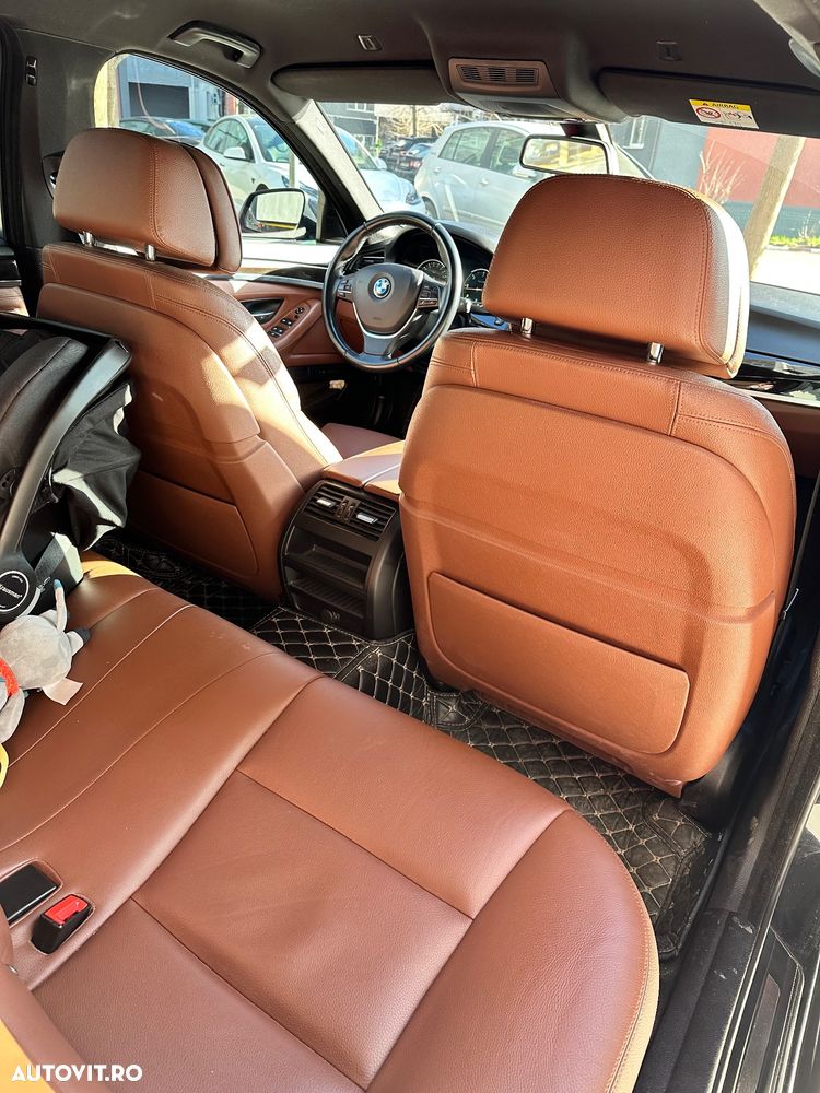 BMW Seria 5 518d Aut. Luxury Line - 13