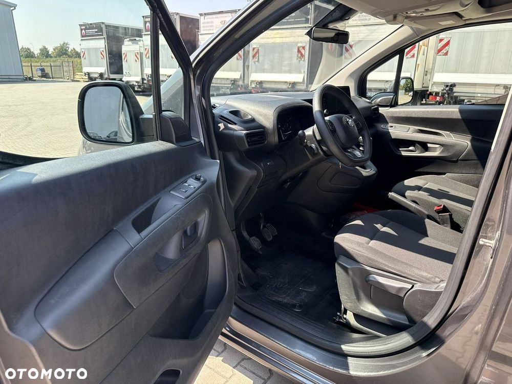 Toyota Proace City - 10