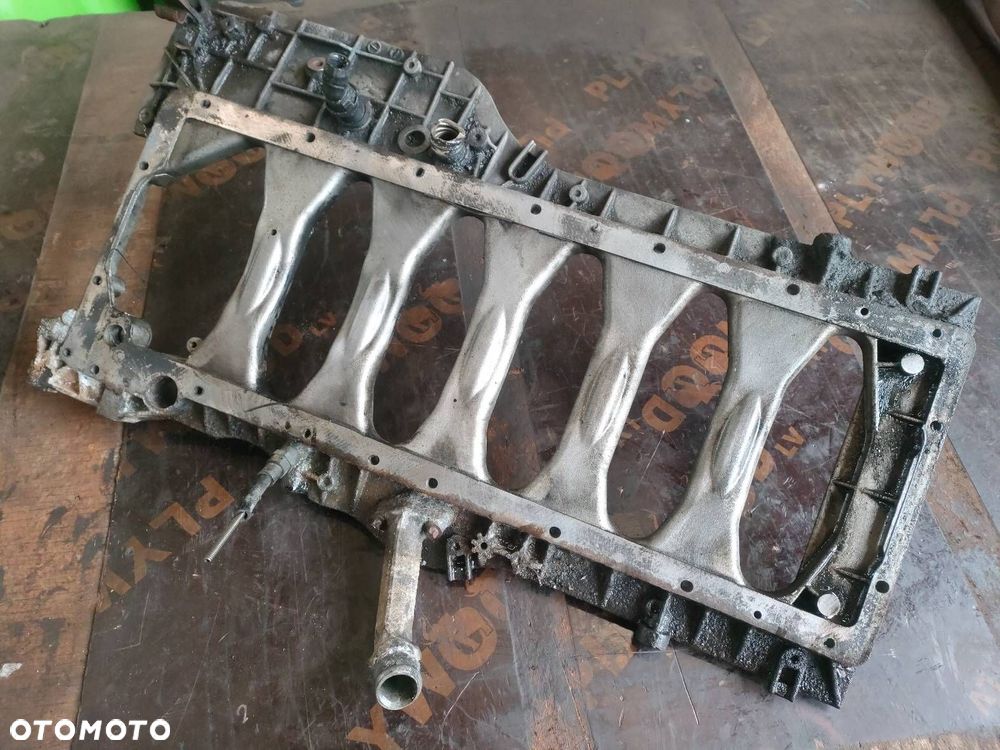 PODSTAWA MISKI OLEJU MAN L2000 6.9 51.01108-3030 D0836 - 1