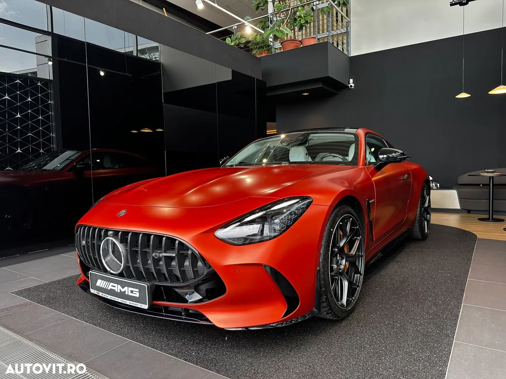 Mercedes-Benz AMG GT - 3
