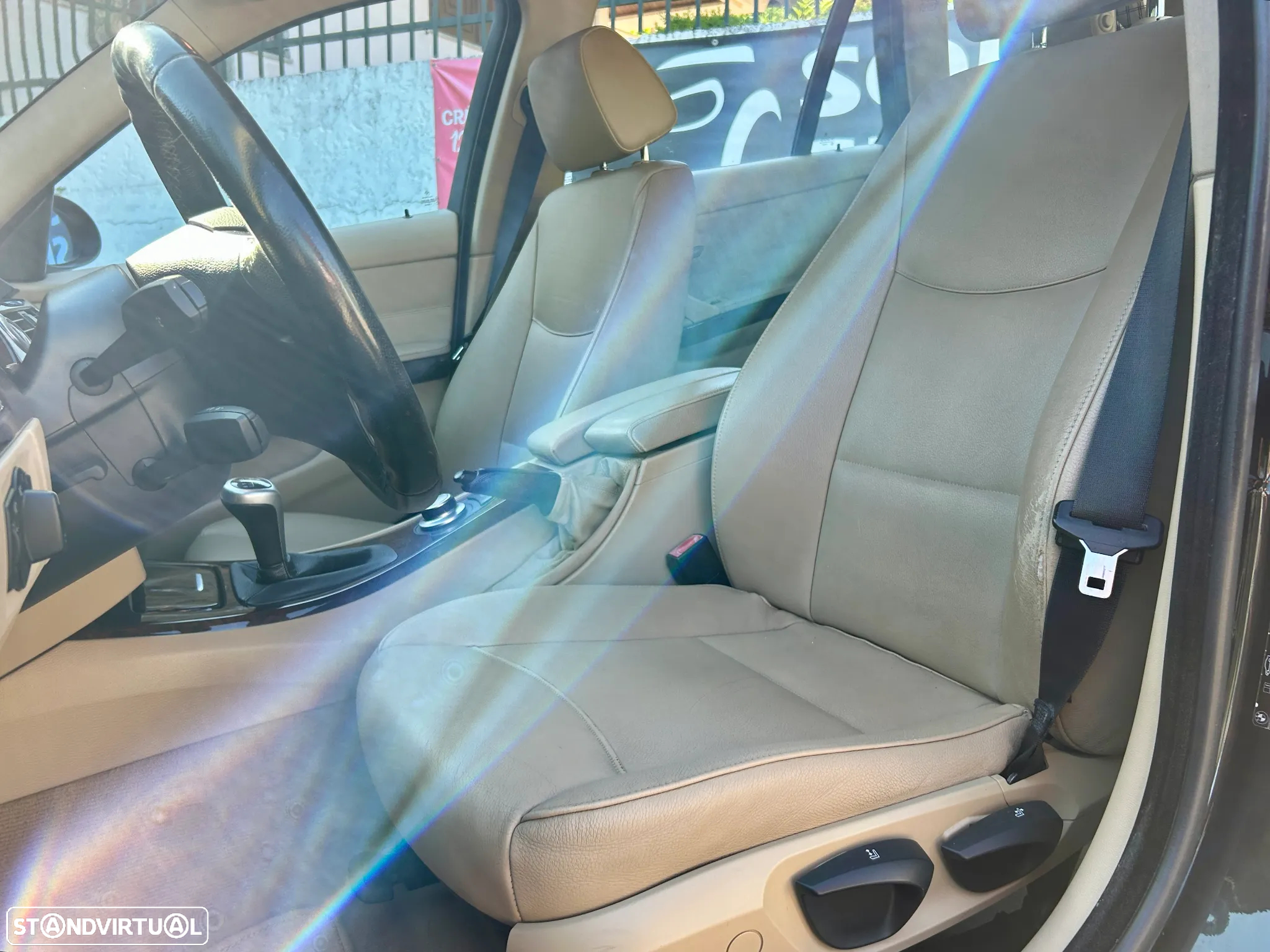BMW 320 d Touring Navigation Sport - 10