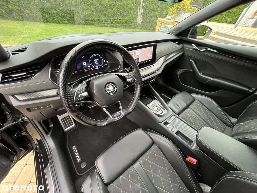 Skoda Octavia 2.0 TDI DSG 4x4 RS Plus - 18