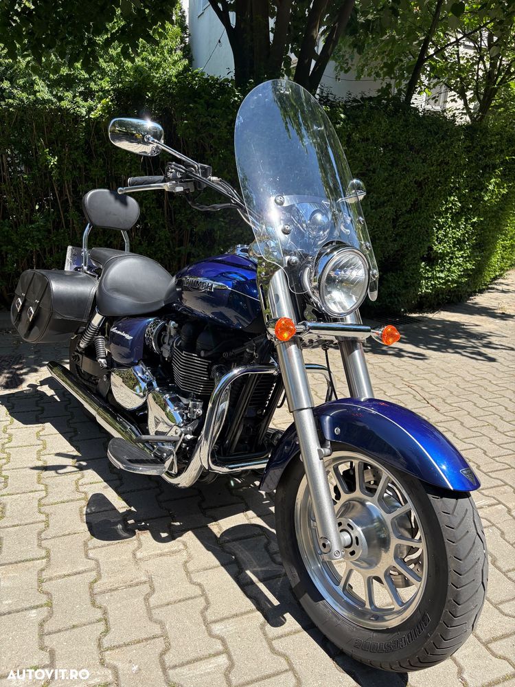 Triumph Bonneville - 5