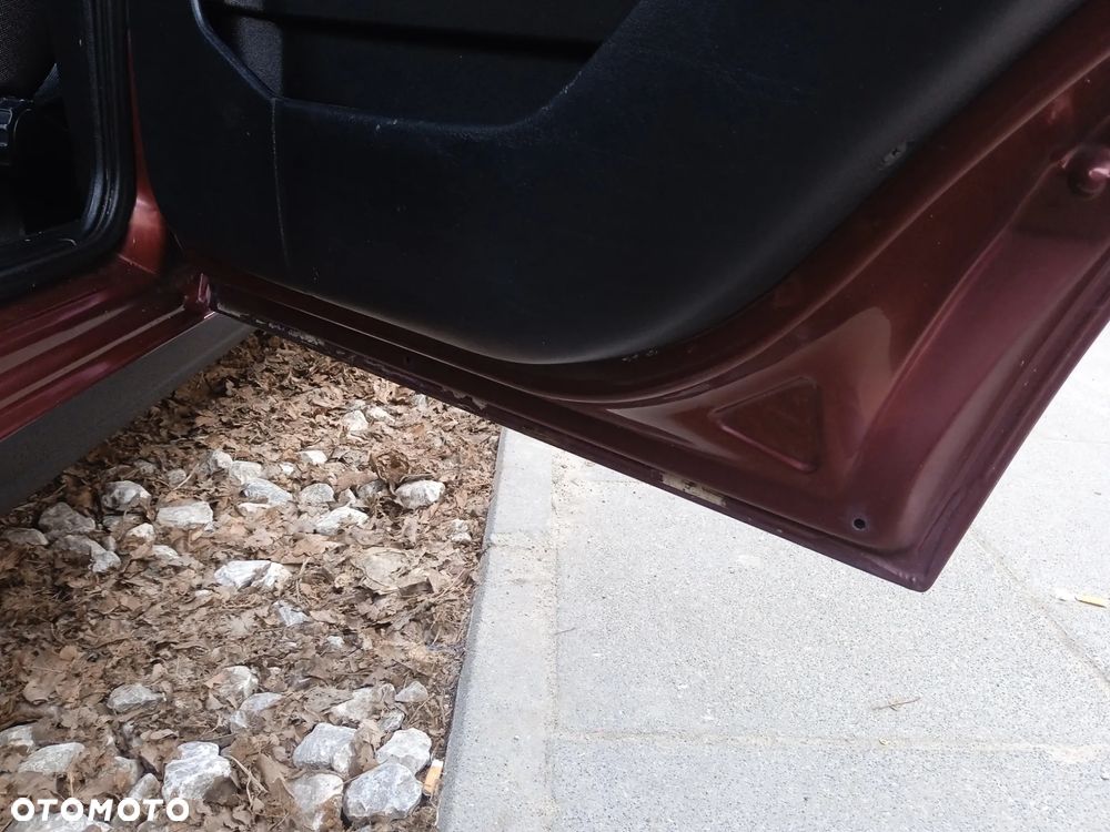 Volkswagen Passat 2.0 GL - 26