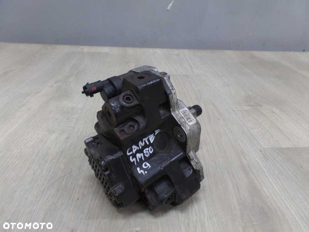 MITSUBISHI CANTER FUSO 4.9 DID 7C18 POMPA WTRYSKOWA PALIWA 0445020050 ME225083 - 4