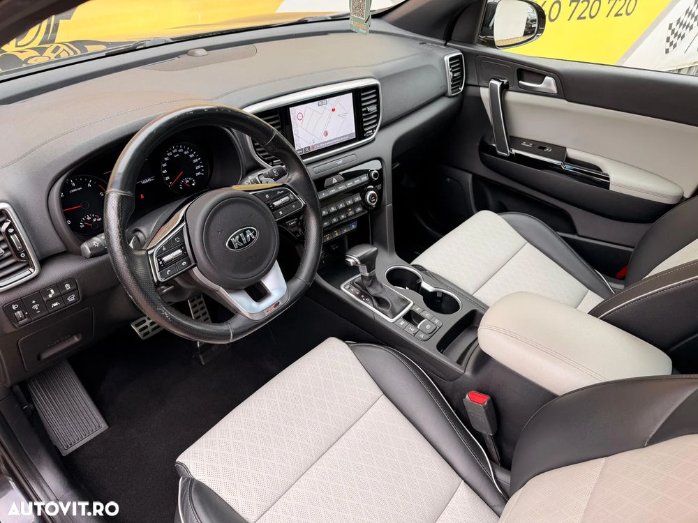 Kia Sportage 2.0 CRDI AWD Eco-Dynamics+ (48V M-H) Aut. GT LINE - 2