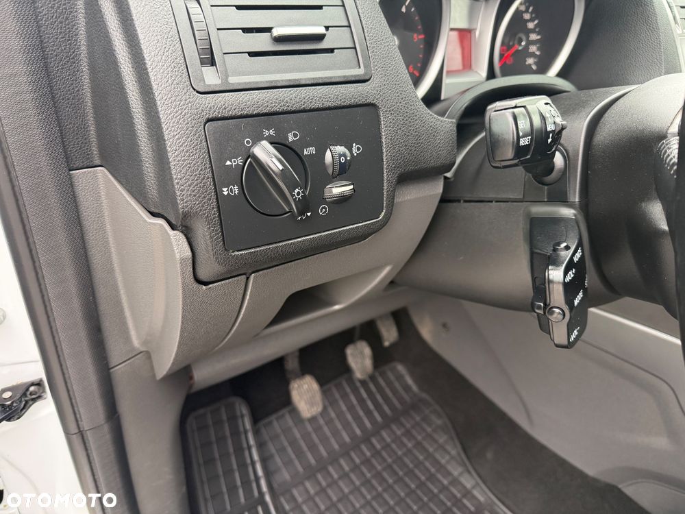 Ford Kuga 2.0 TDCi 4x4 Titanium - 20