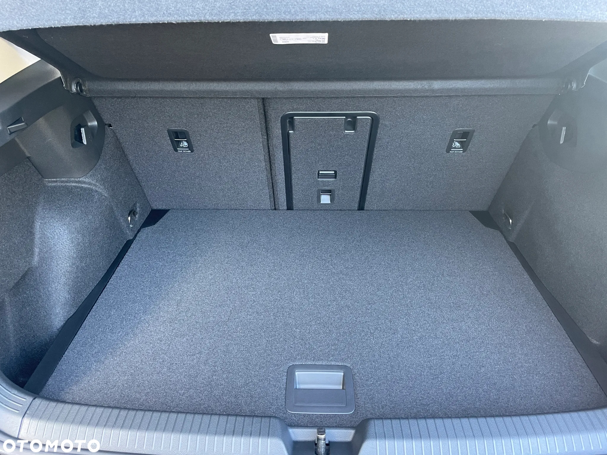 Volkswagen Golf - 26
