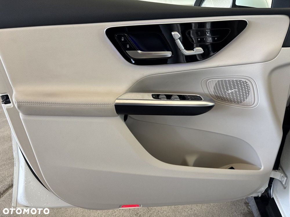 Mercedes-Benz GLC - 17