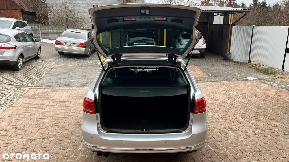 Volkswagen Passat Variant 2.0 TDI BlueMotion Technology Comfortline - 31