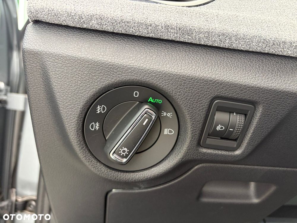 Skoda Kamiq 1.0 TSI Drive DSG - 24