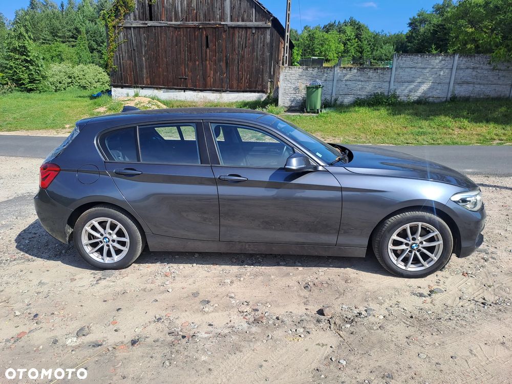 BMW Seria 1 118d xDrive Sport Line - 2