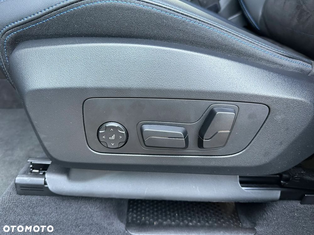 BMW X1 - 11