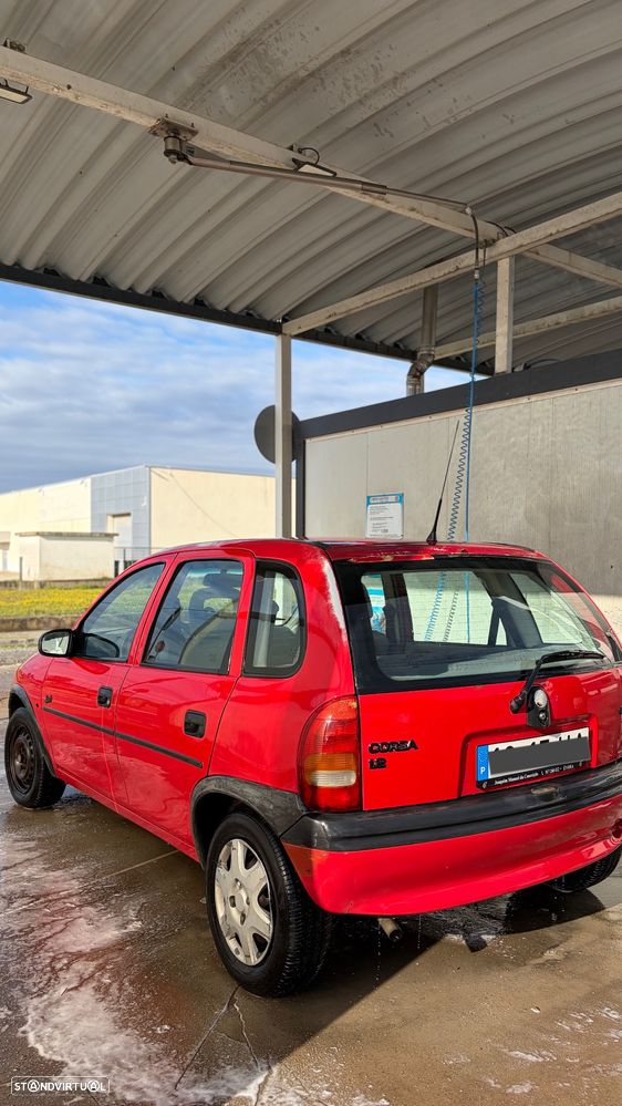 Opel Corsa 1.2 Swing - 1