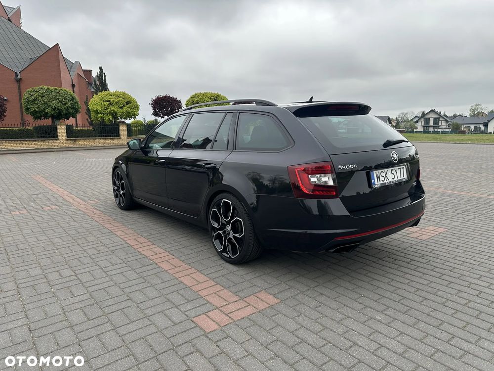 Skoda Octavia 2.0 TSI DSG RS 245 - 10