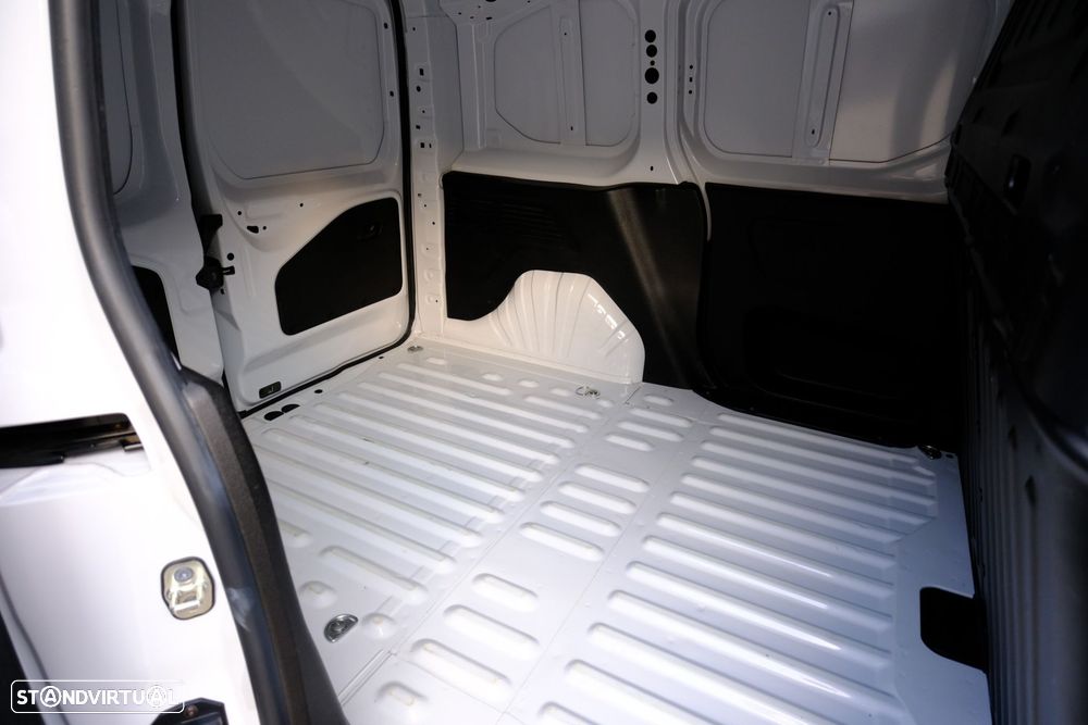 Peugeot Partner 1.5 BlueHDi M Standard EAT8 - 25