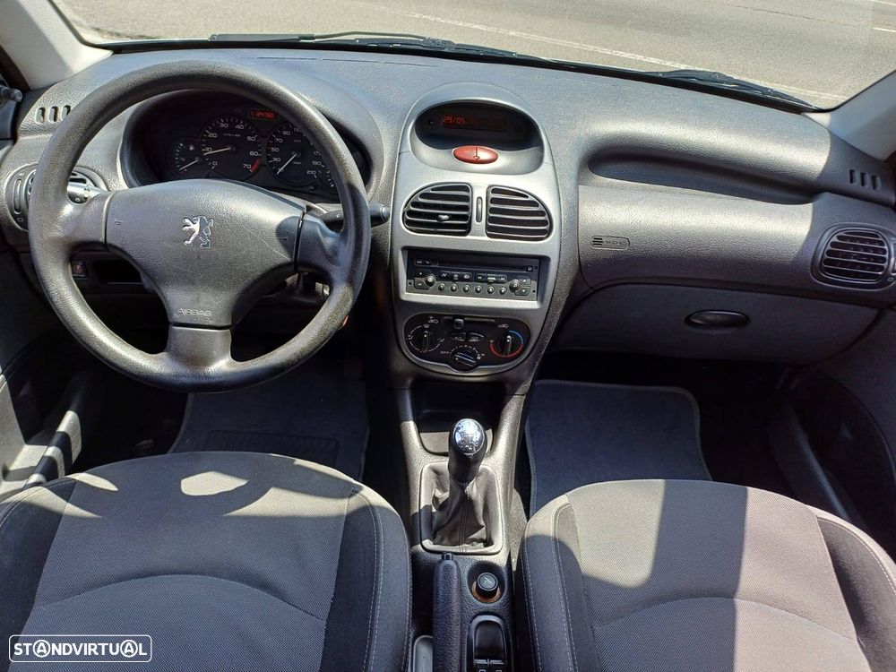Peugeot 206 1.4 Look II - 10