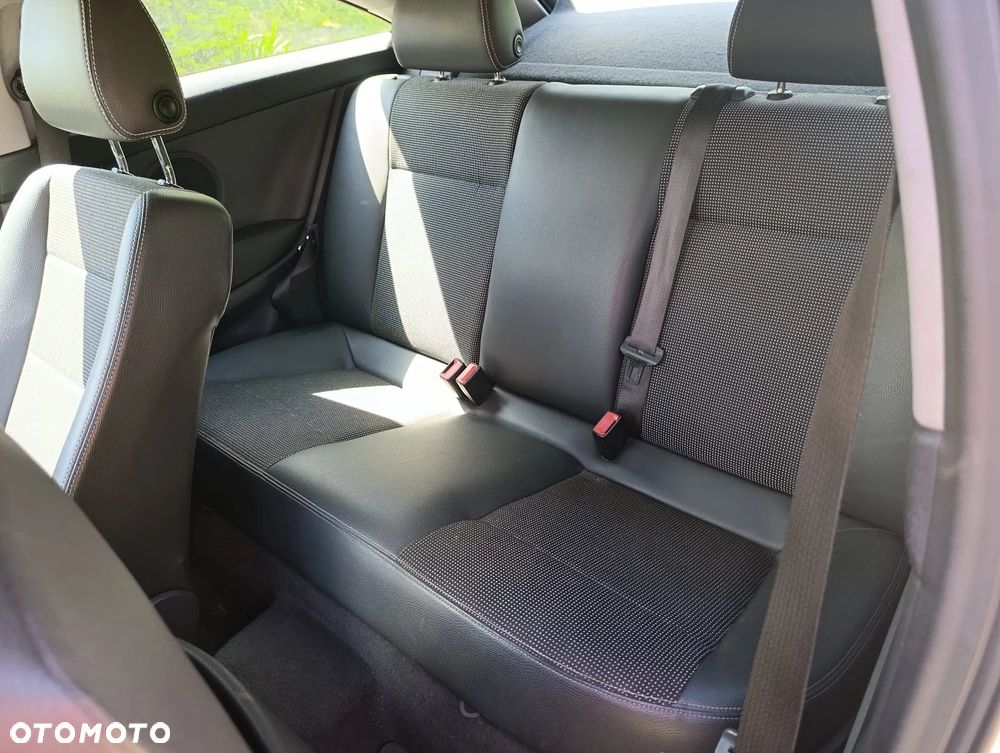 Opel Astra 1.6 - 13