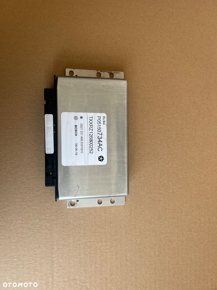 JEEP GRAND CHEROKEE WK2 MODUŁ SKRZYNI NAPEDU  P05150734AC - 1