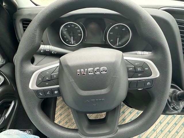 Iveco DAILY 35S16A8 cx. automática - 6