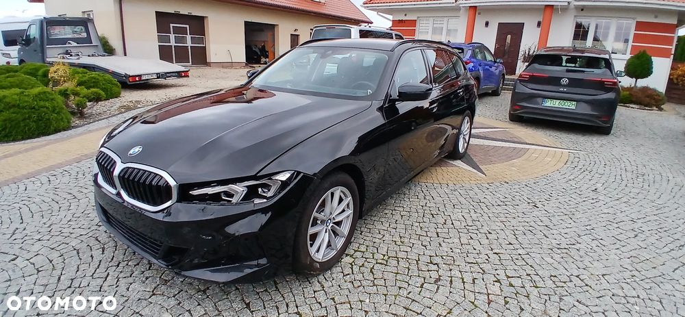 BMW Seria 3 320i Touring Advantage - 3