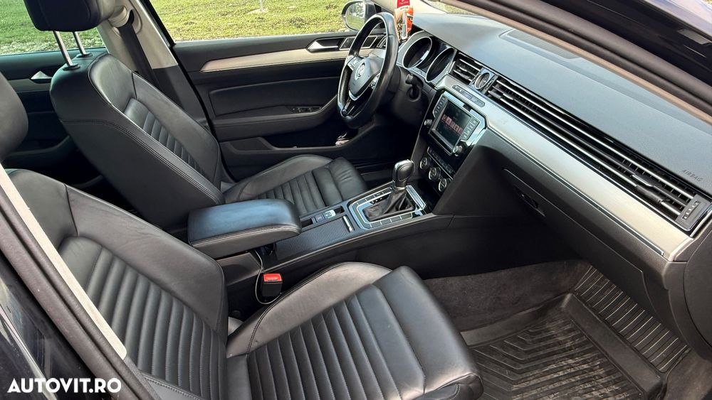Volkswagen Passat 2.0 TDI DSG Highline - 18