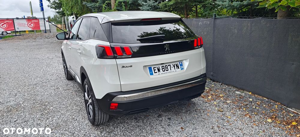 Peugeot 3008 1.5 BlueHDi Allure S&S - 5