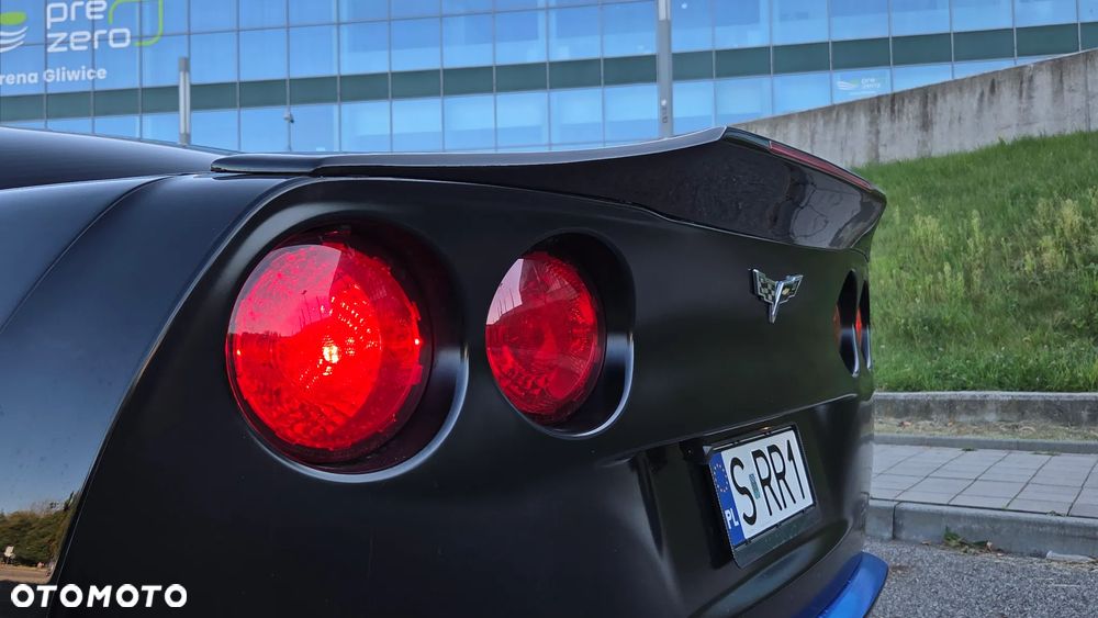 Chevrolet Corvette - 34