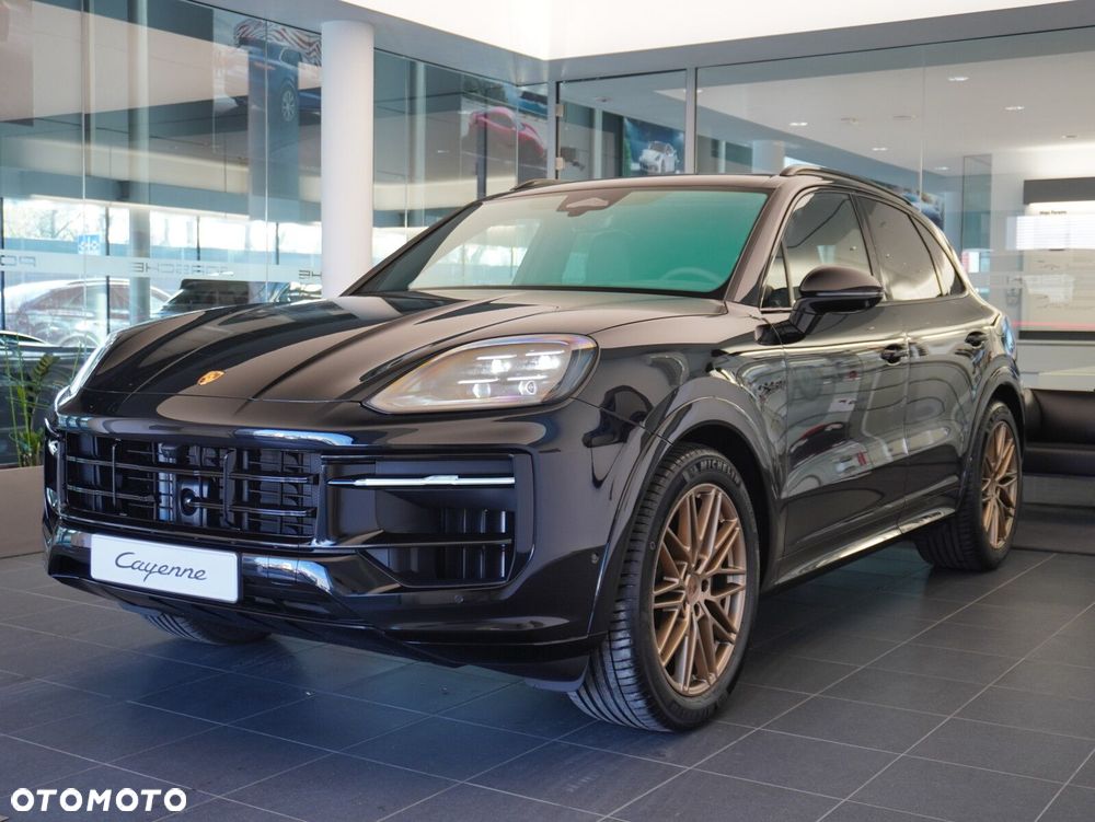 Porsche Cayenne E-Hybrid PHEV Black Edition - 4