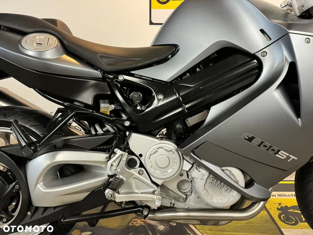 BMW F - 20