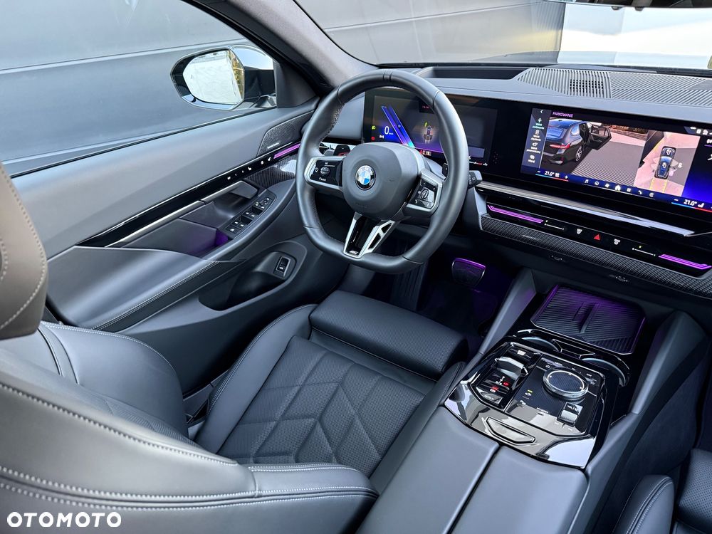 BMW Seria 5 520d xDrive Touring - 6