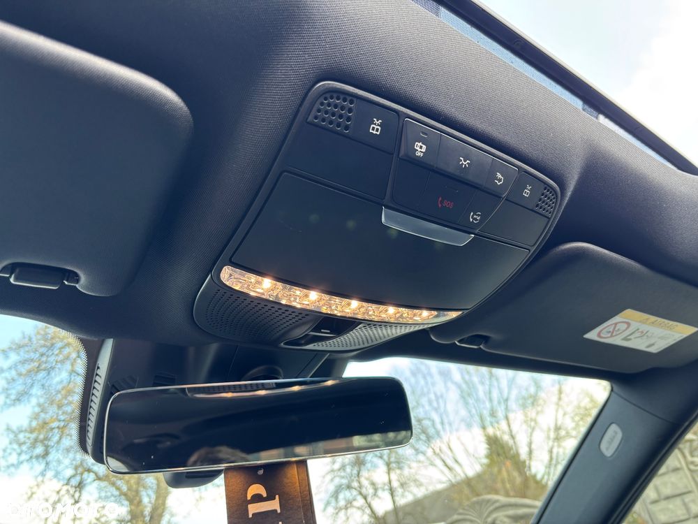 Mercedes-Benz Klasa E 300 de 9G-TRONIC AMG Line - 28